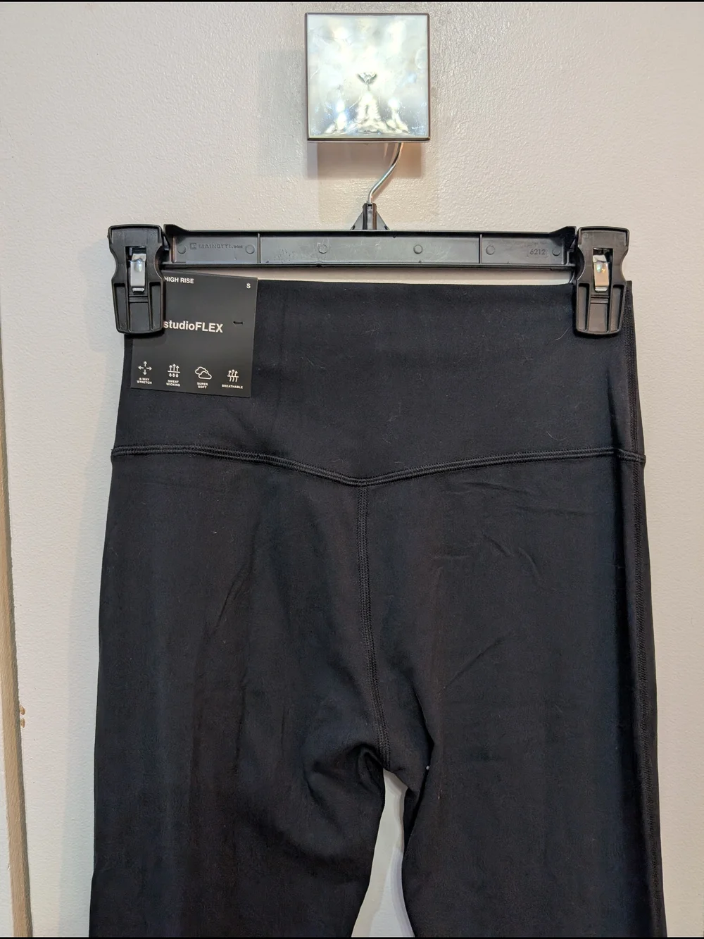 NWT Abercrombie & Fitch Your Personal Best YPB Ultra High-Rise Flared Pants - Picture 12 of 16